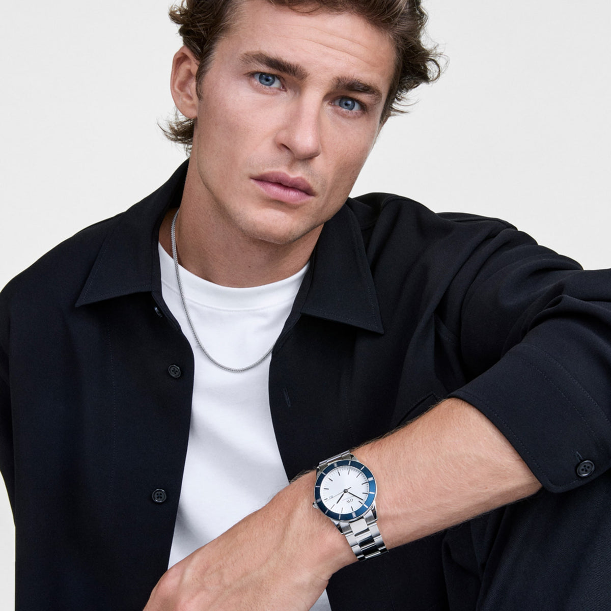 Đồng hồ Iconic Paradigma Link Blue Bezel - Bạc