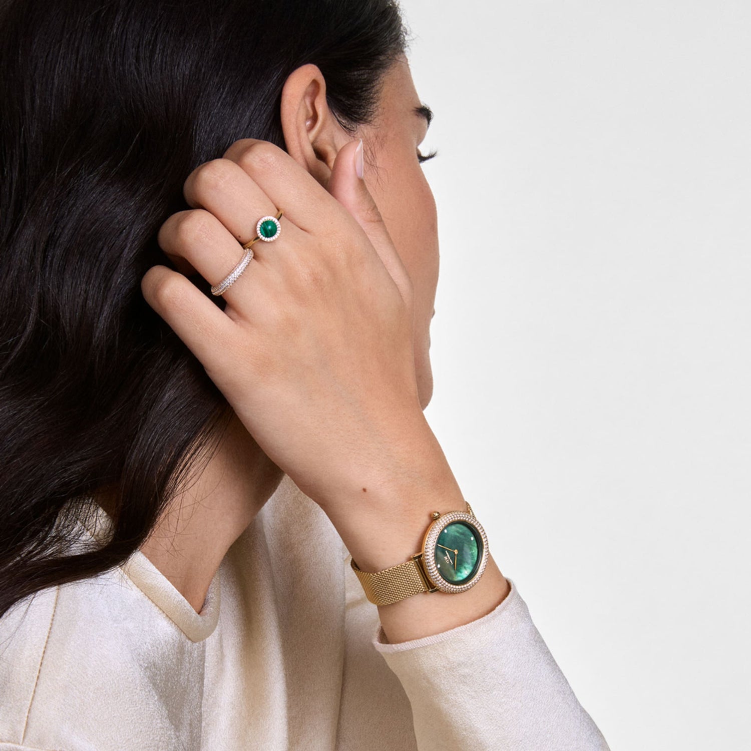 Đồng hồ Crystal Bezel - Vàng